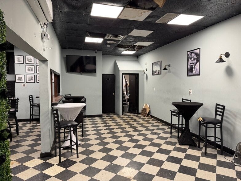 Multi-Use Full Restaurant for Lease in Mount Vernon, NY