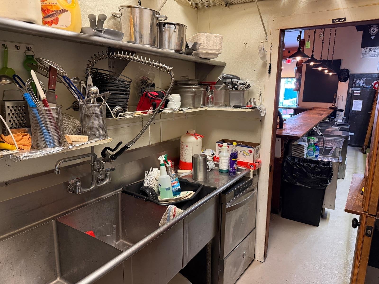 Bar & Lounge for Sale in Nanuet, NY, 2,000 SF - Thumbnail 4