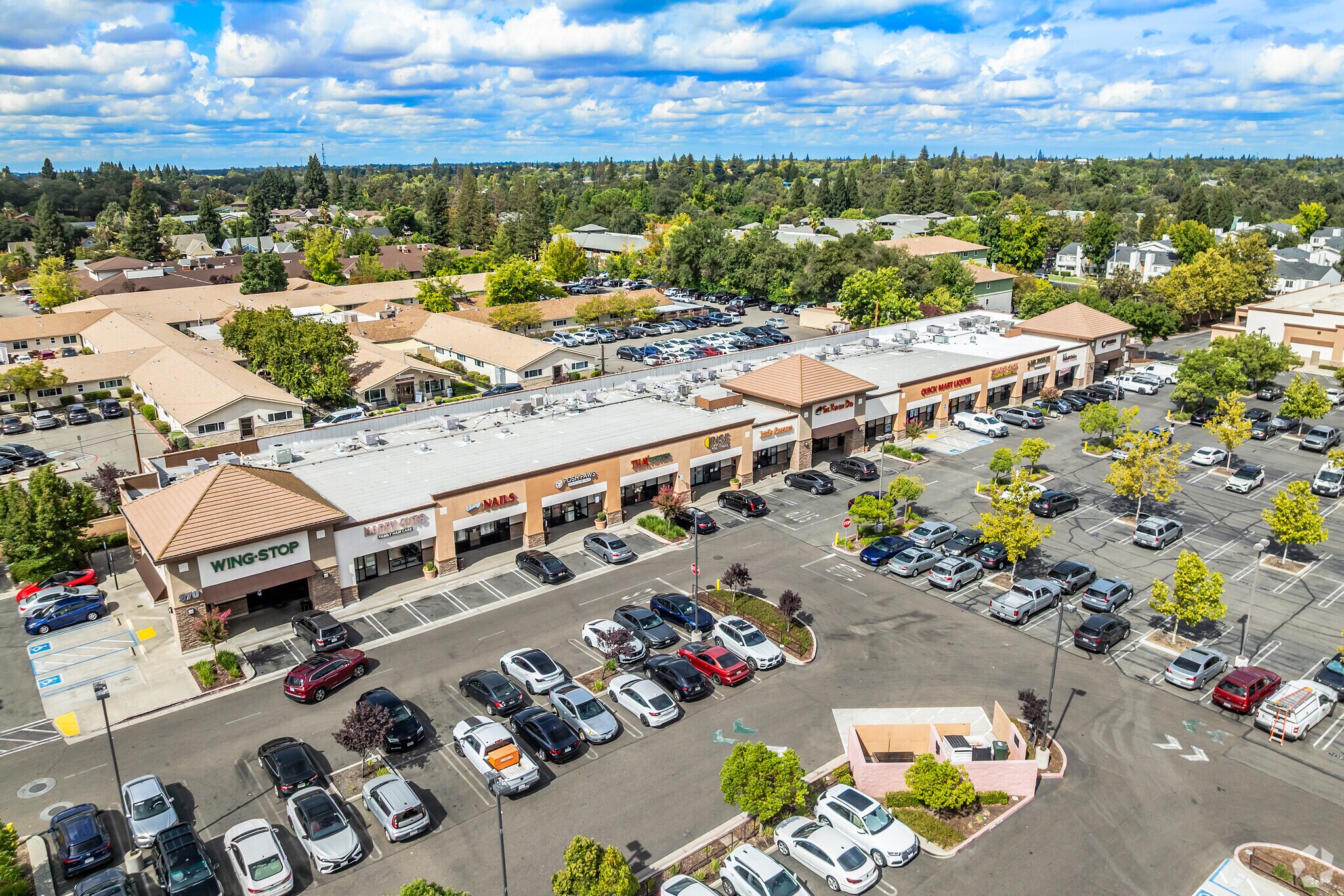 Full Restaurant for Lease in Roseville CA - Image 1