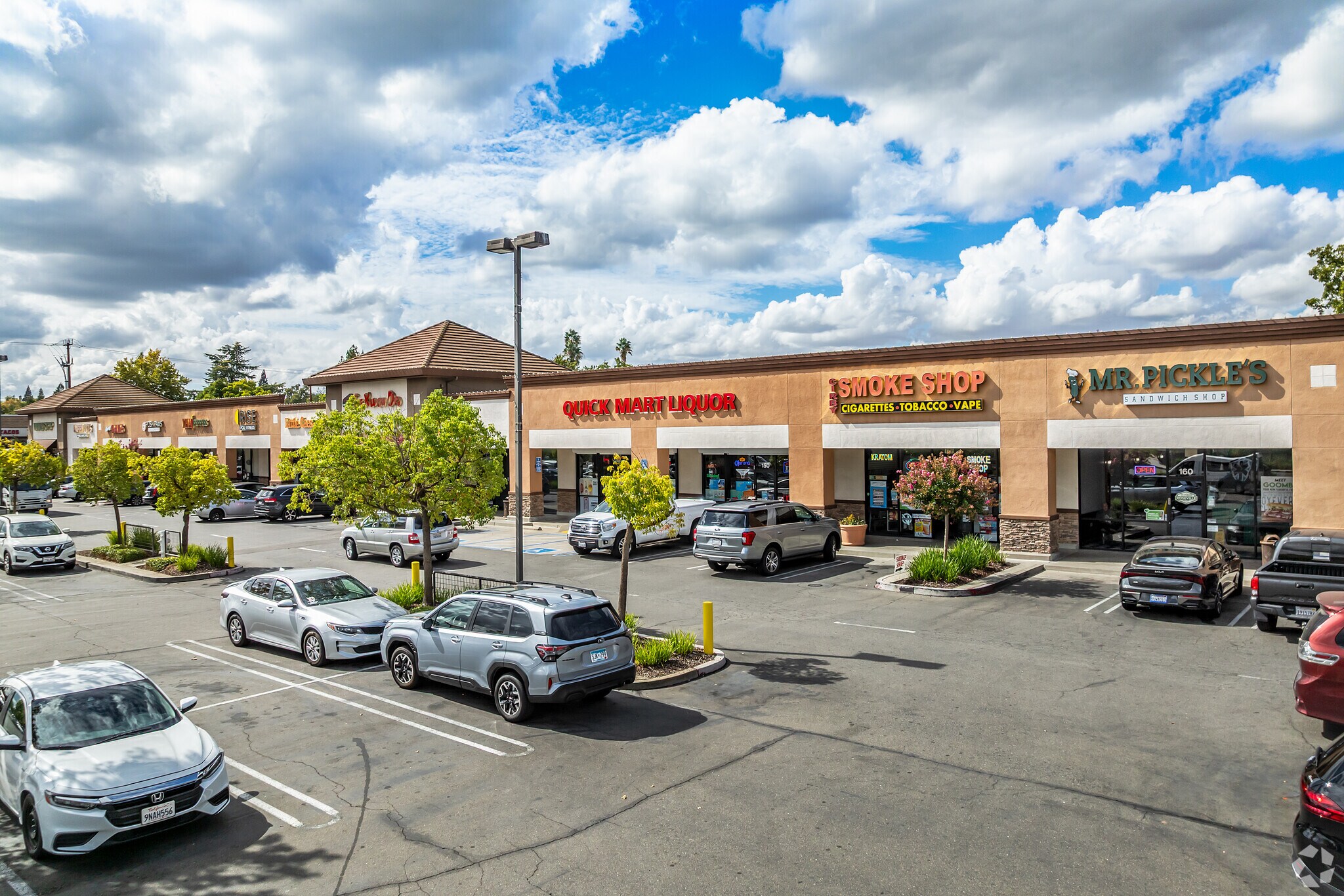 Full Restaurant for Lease in Roseville CA - Thumbnail 2
