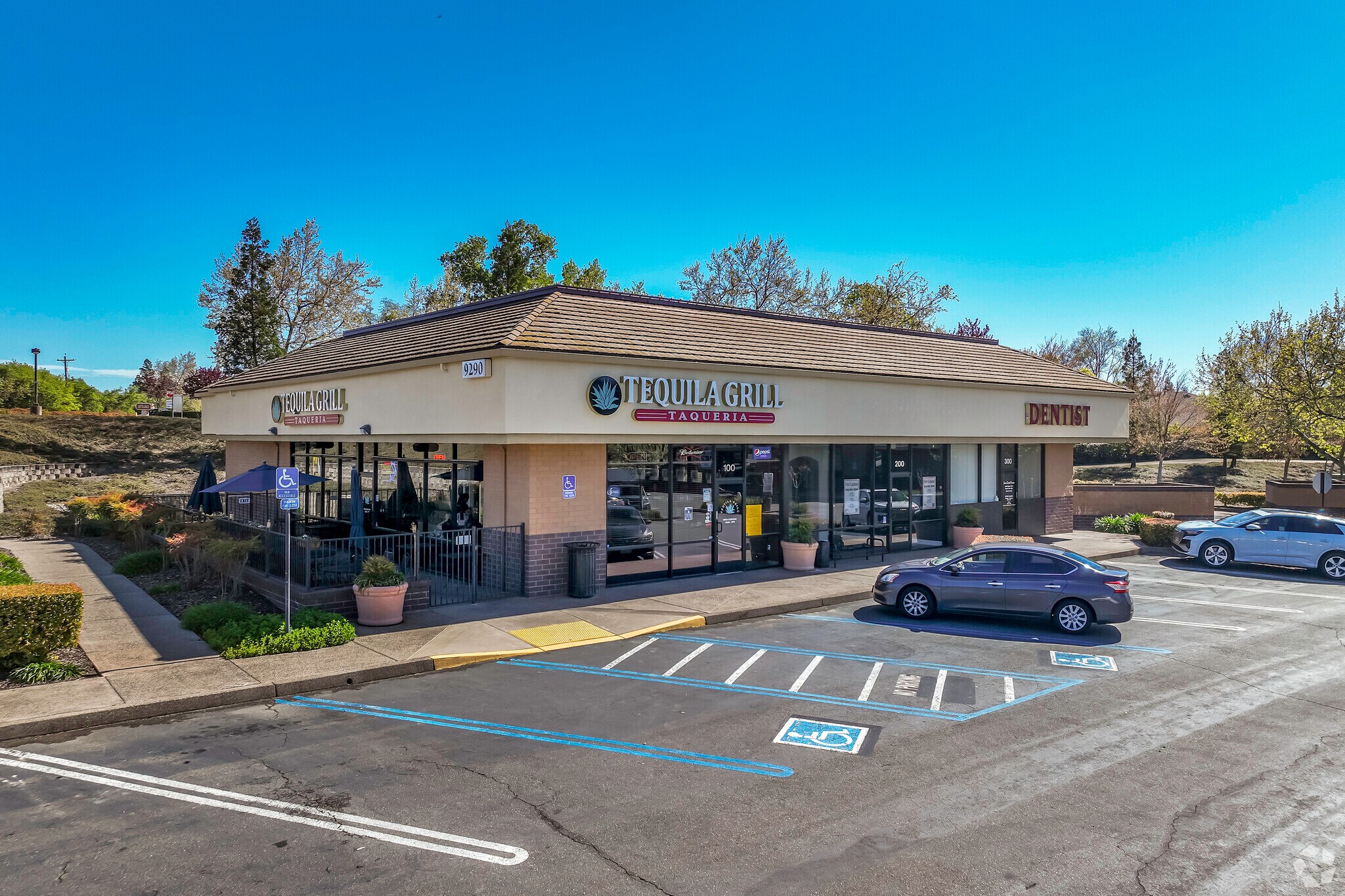 Shell Space for Lease in Roseville CA - Image 1
