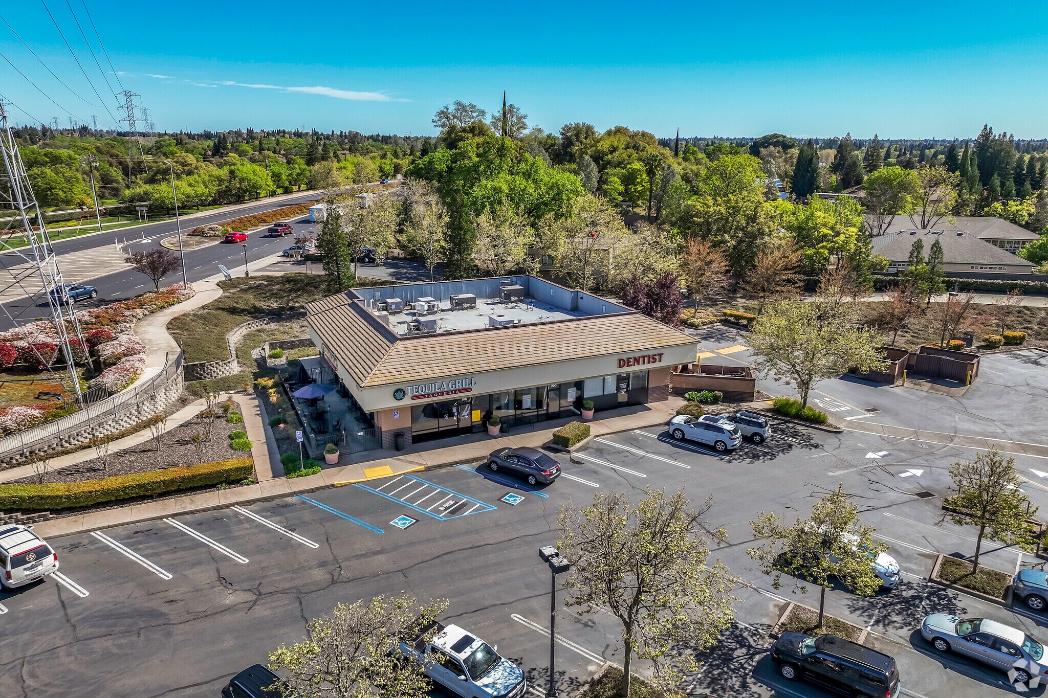 Shell Space for Lease in Roseville CA - Thumbnail 3