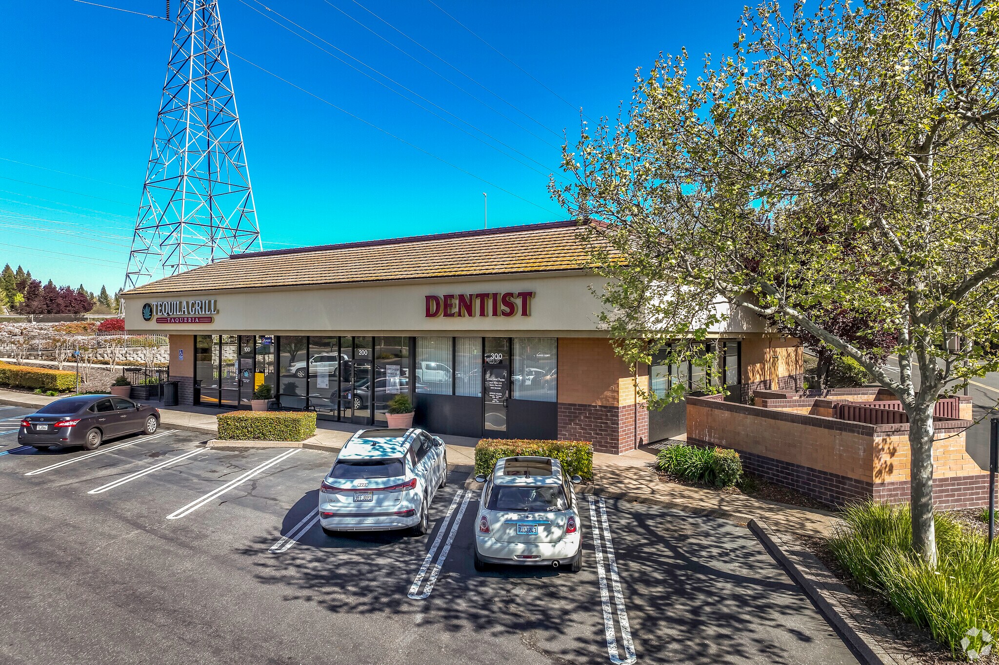 Shell Space for Lease in Roseville CA - Thumbnail 2