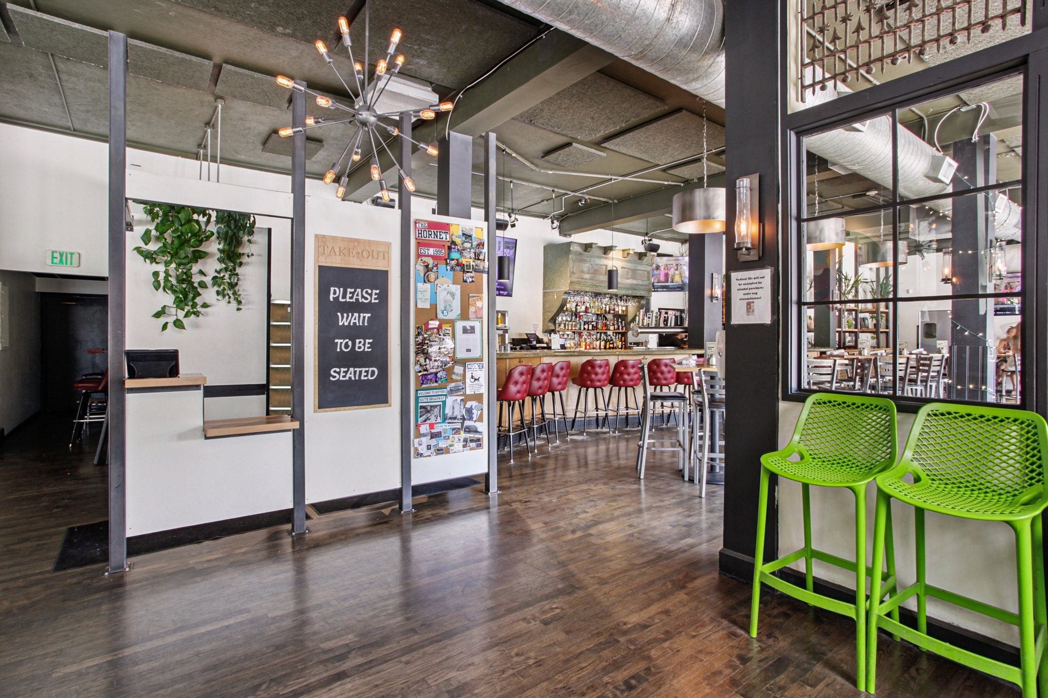 Iconic 2nd-Generation, Turnkey Restaurant for Lease in Denver - Thumbnail 3