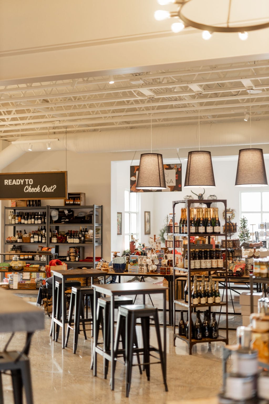 Multi-Use Full Restaurant for Sale in Bozeman, MT – $4.7M - Thumbnail 1