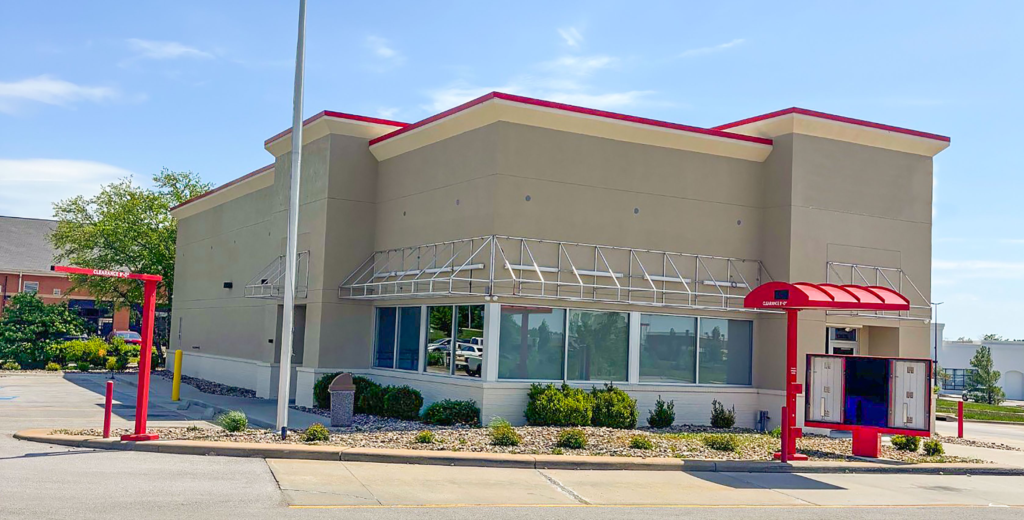 Drive Thru for Lease in Kansas City MO - Thumbnail 2