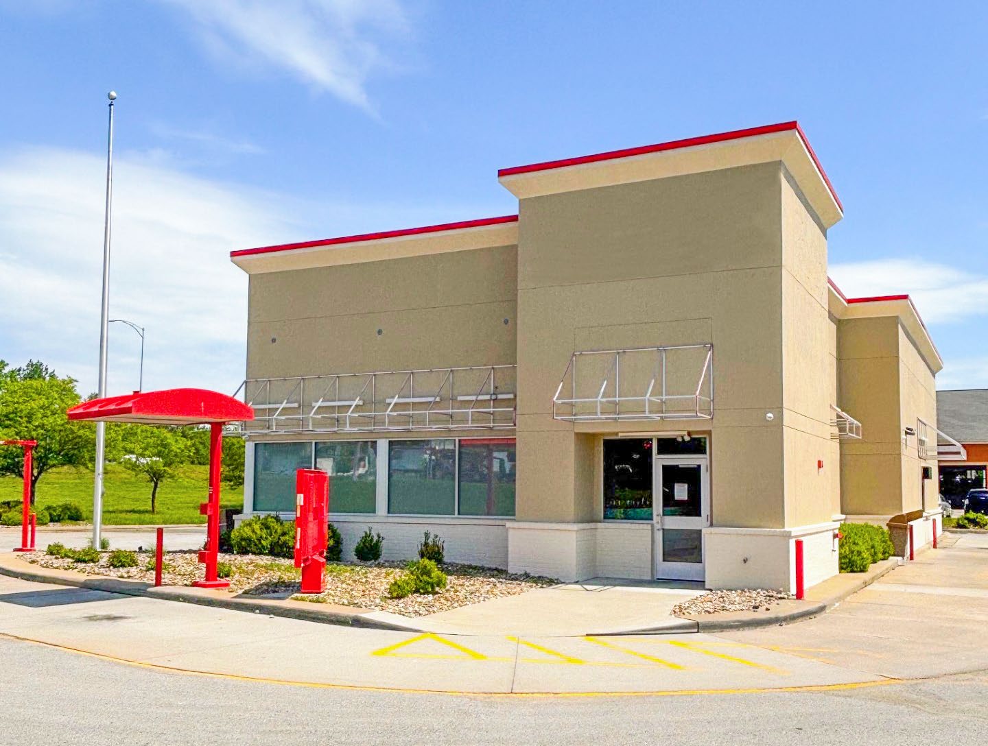 Drive Thru in Kansas City MO - Image 1