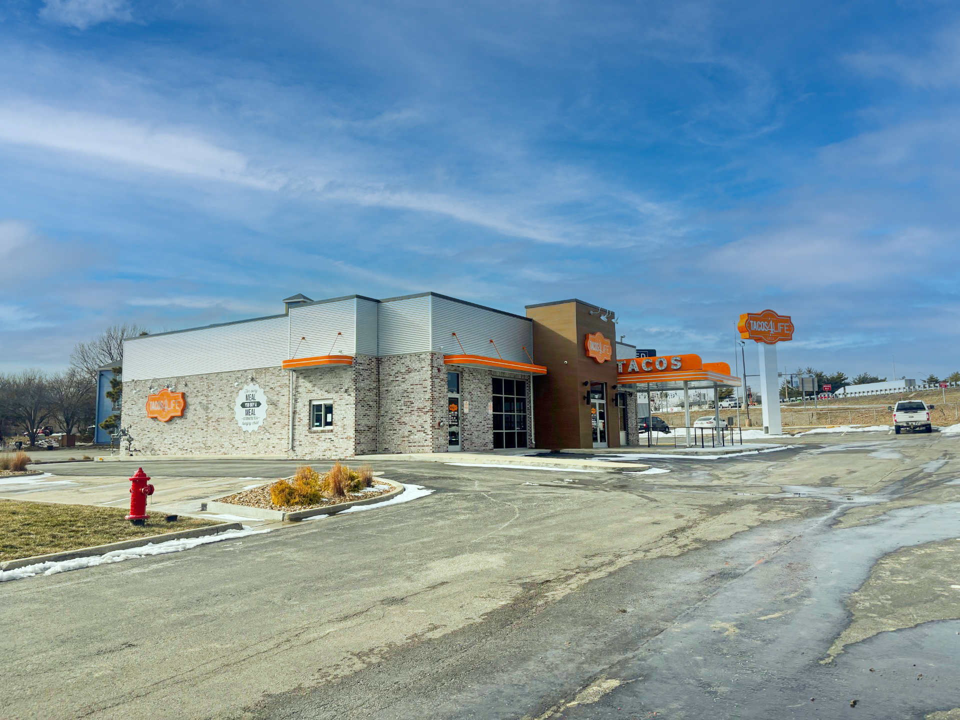 Drive-Thru For Lease or Sale - Image 1