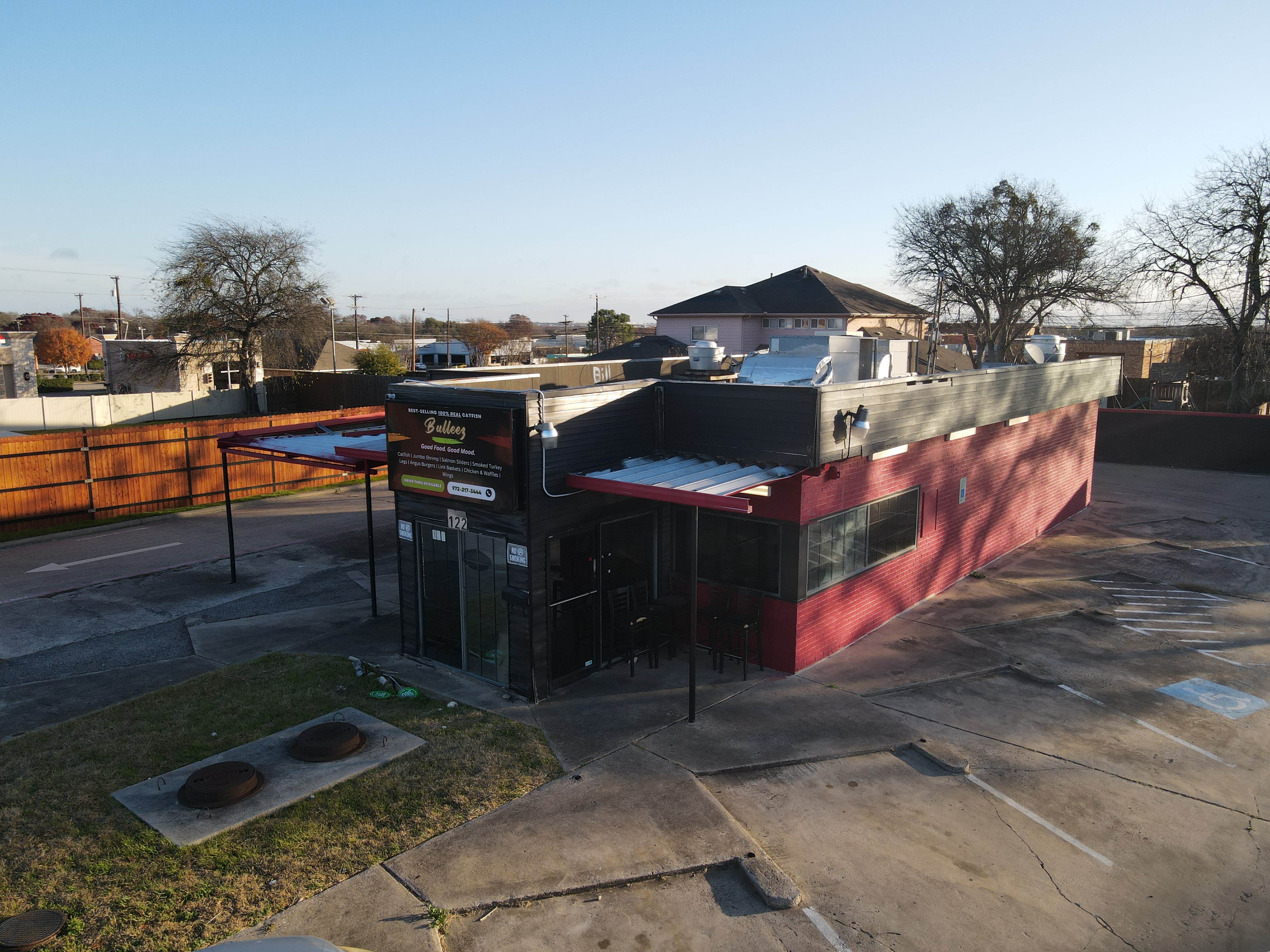 Multi-Use Drive Thru for Sale in DeSoto TX - Thumbnail 2