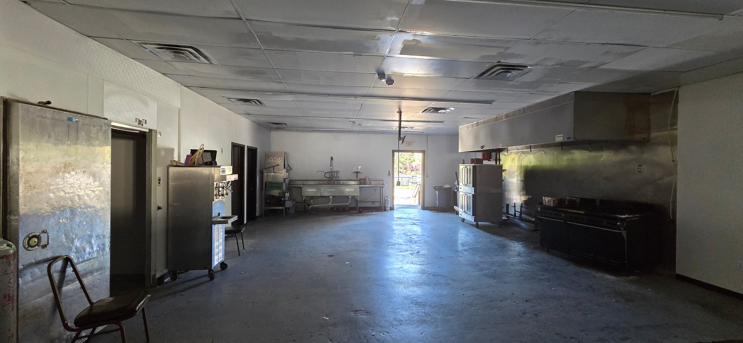 Full Restaurant for Lease in Ruidoso, NM – 3,600 SF - Thumbnail 4