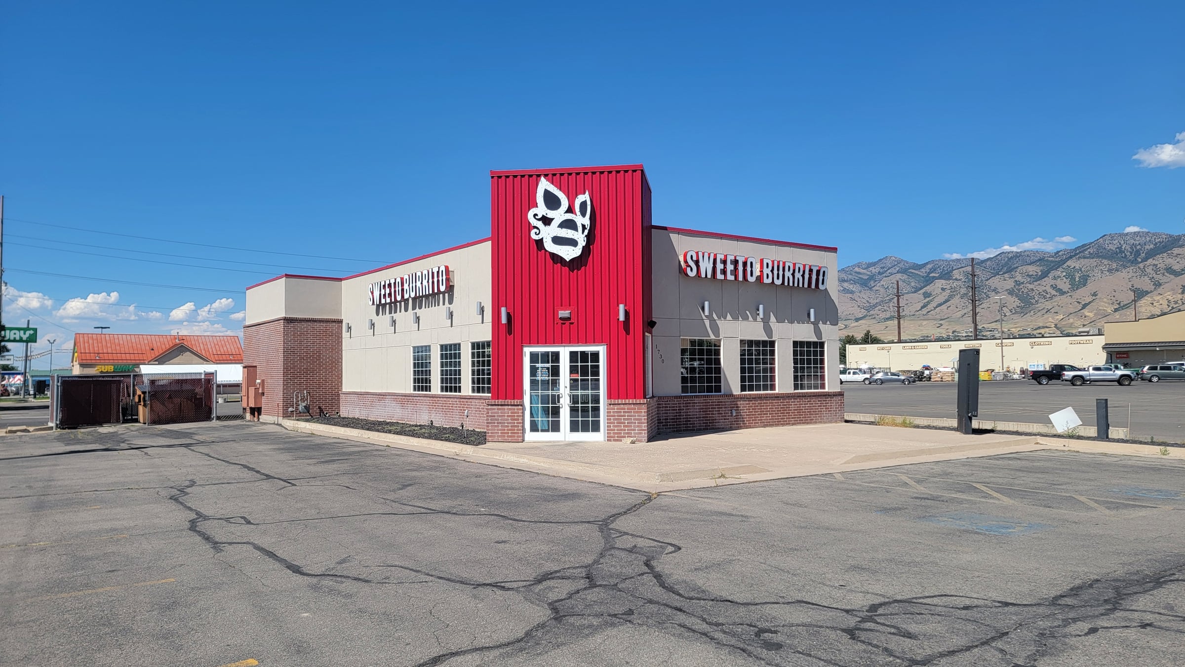 Drive-Thru Restaurant for Lease in North Logan, UT, 2,524 SF