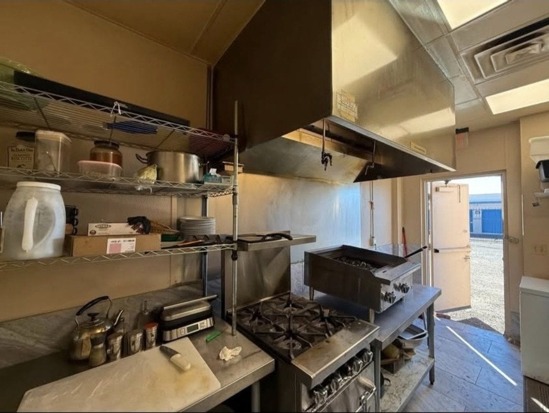 Turnkey Shawarma/Mediterranean Restaurant - North Phoenix - $32,000 - Thumbnail 2