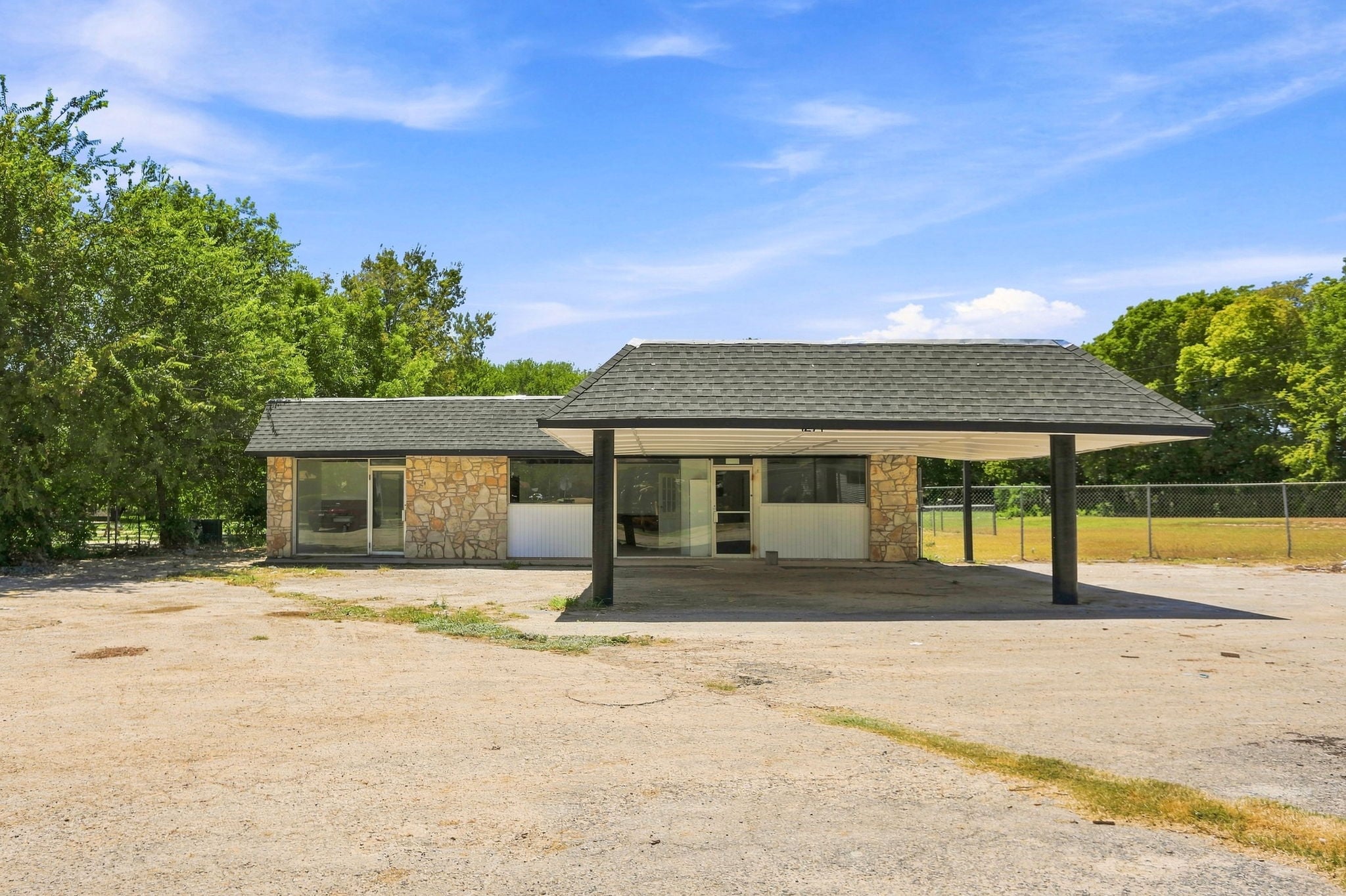 Full Restaurant for Lease in Schertz, TX, 3,520 SF