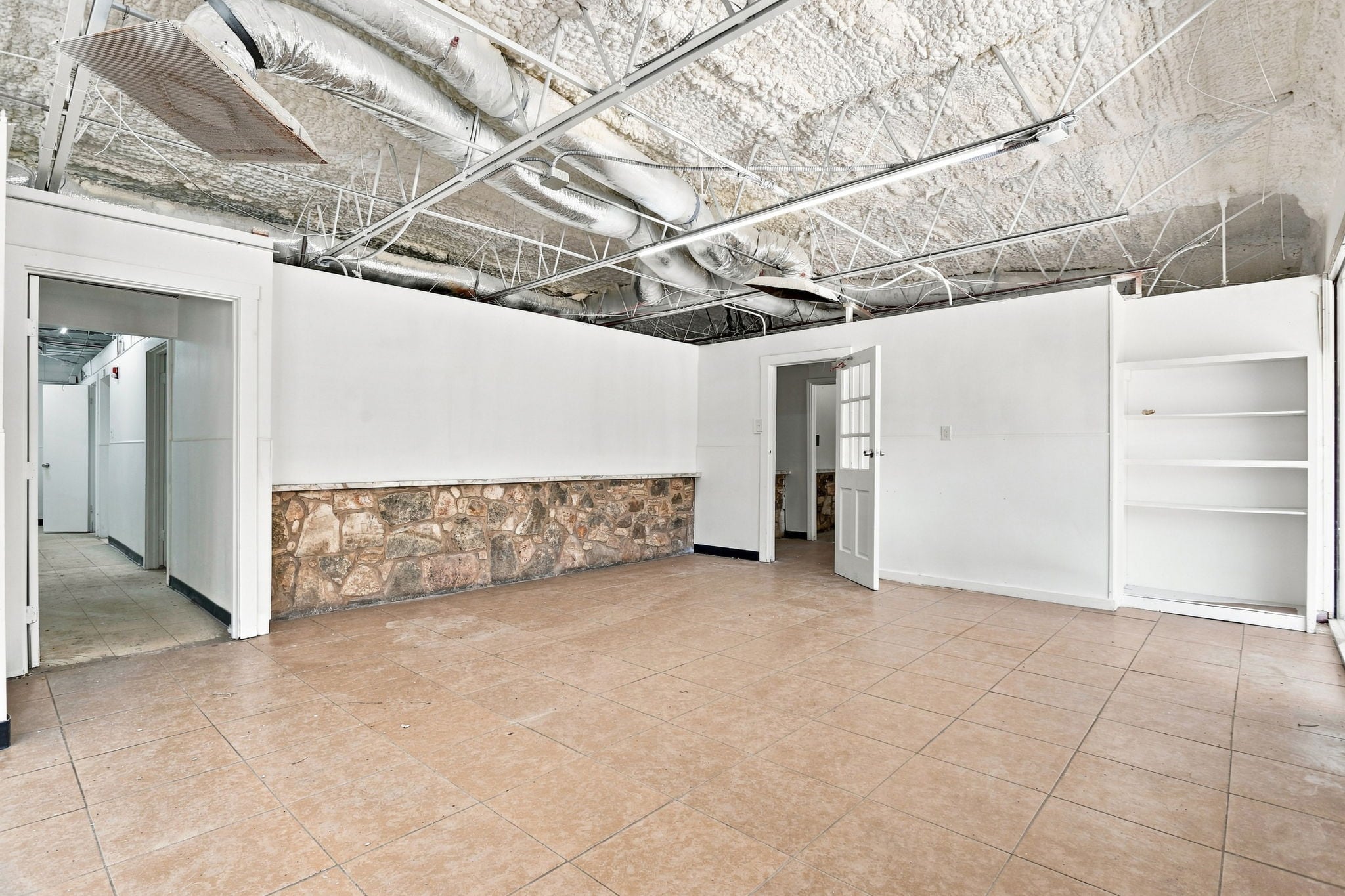 Full Restaurant for Lease in Schertz, TX, 3,520 SF