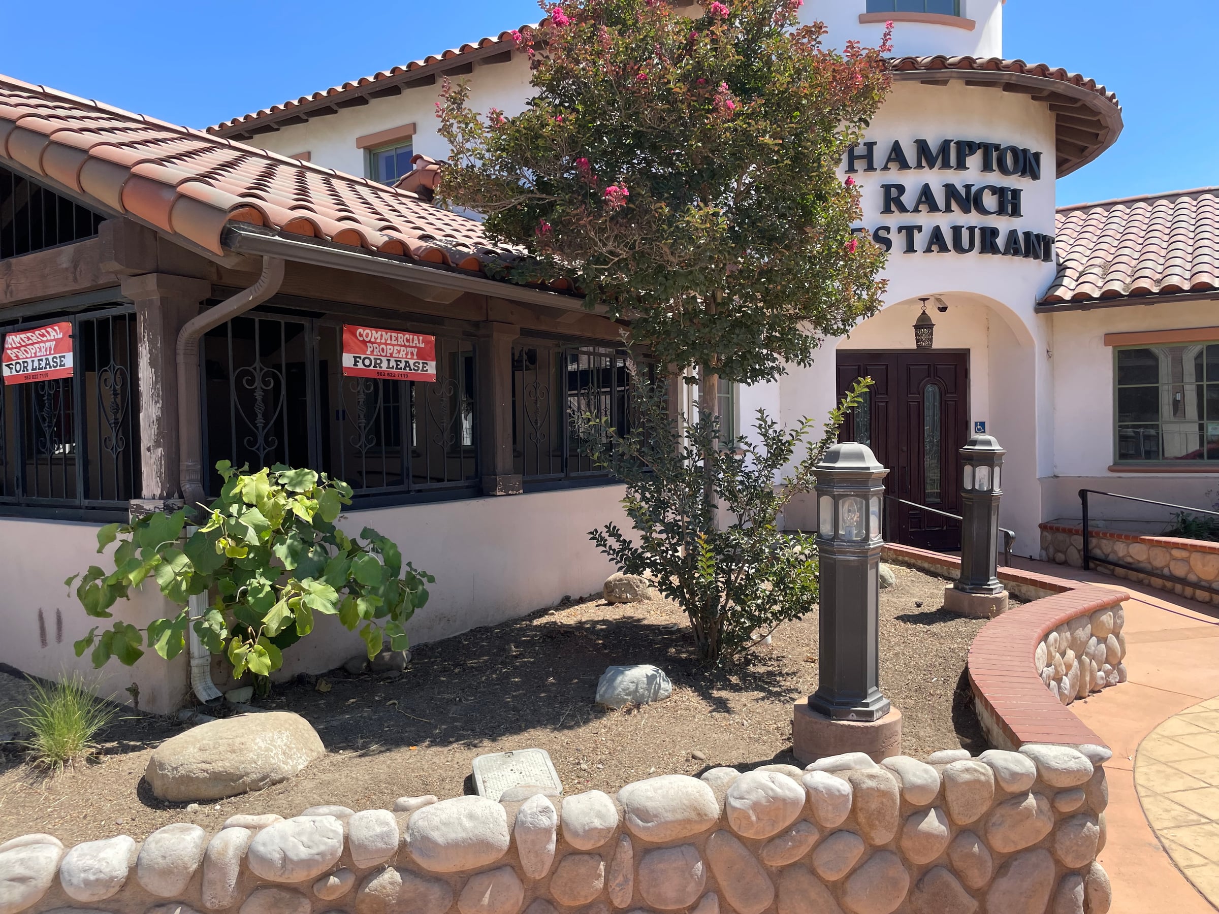 Full Restaurant for Lease in Santa Paula, CA, 4,800 SF