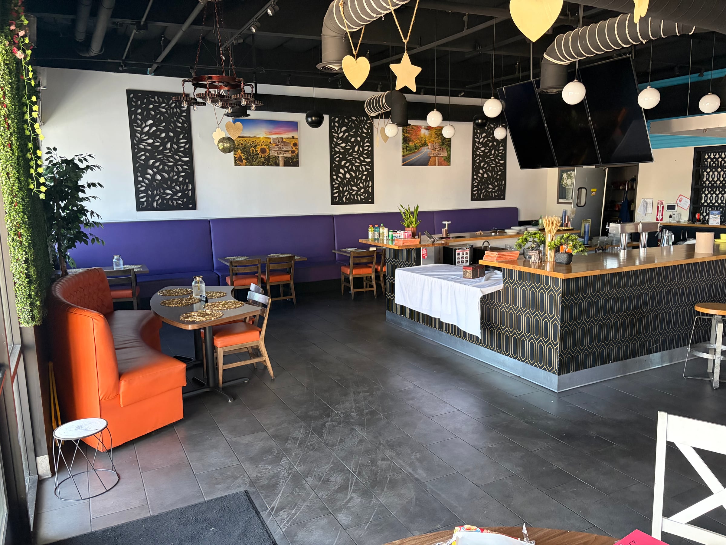Full Restaurant for Lease in Fontana, CA, 2,000 SF - Thumbnail 2