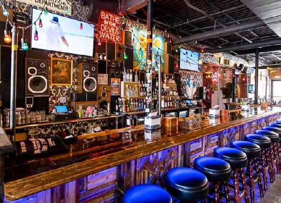 Multi-Use Bar & Lounge for Sale in Cincinnati, OH, 5,280 SF