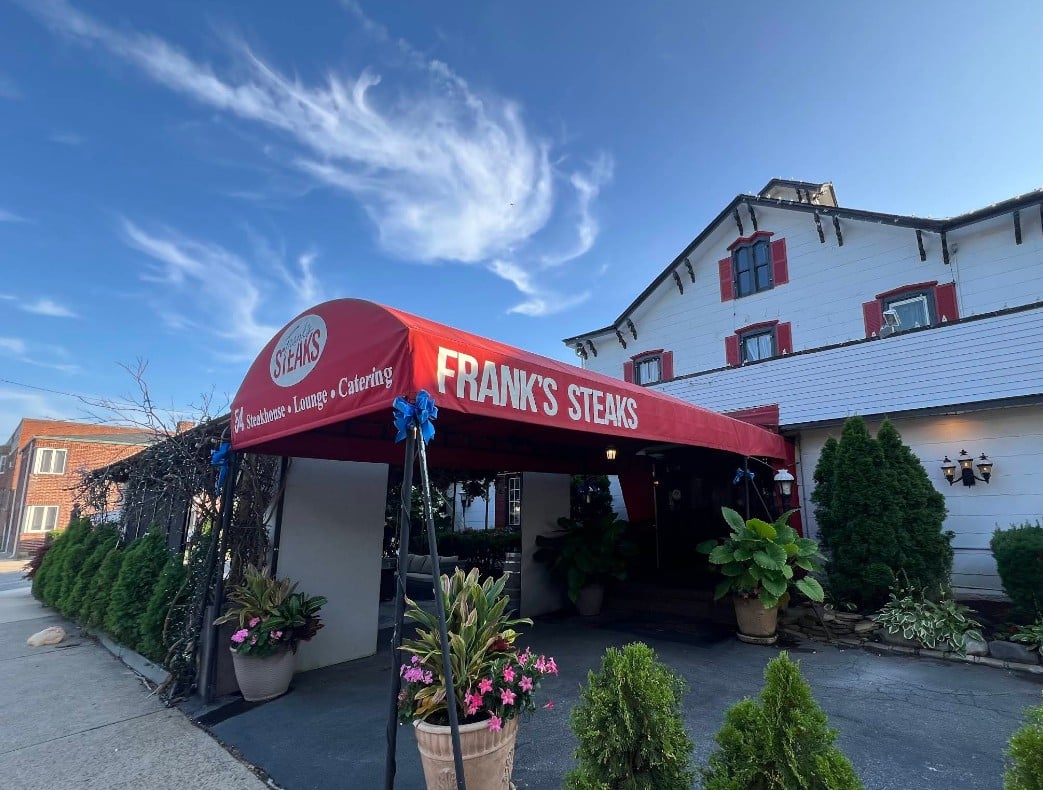 Full Restaurant for Lease in Rockville Centre, NY, 5,973 SF - Image 1