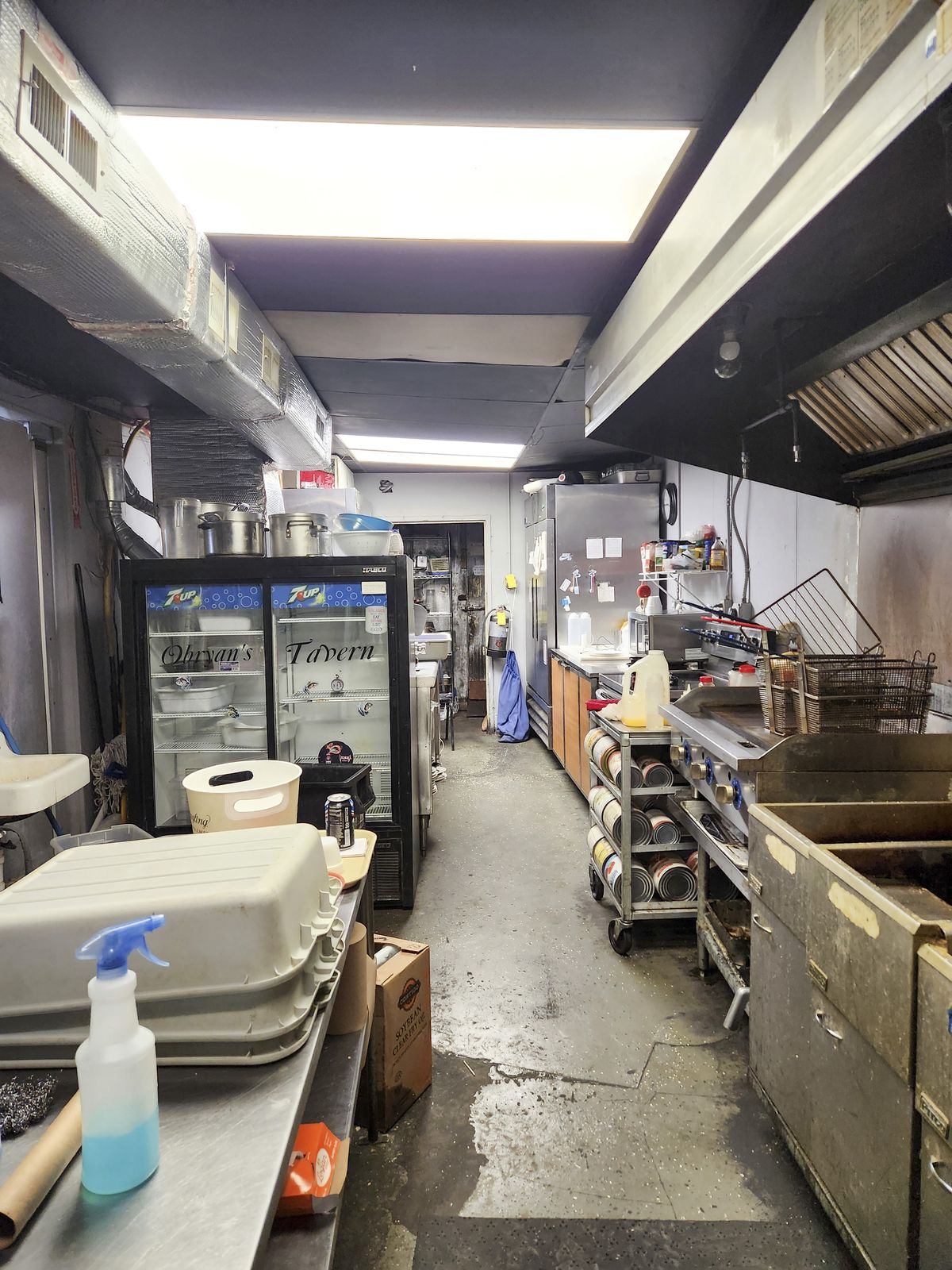 Second-Generation Restaurant & Bar - Thumbnail 2