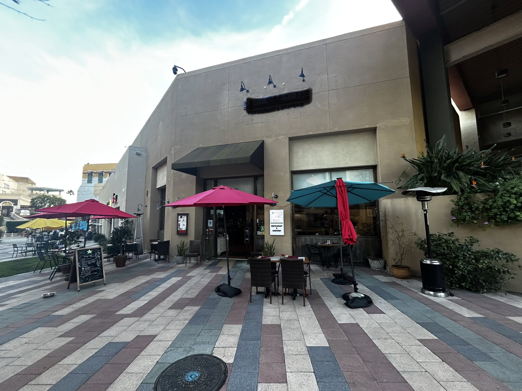 Beautiful French Bistro Restaurant for sale in Rolling Hills Estates  - Image 1