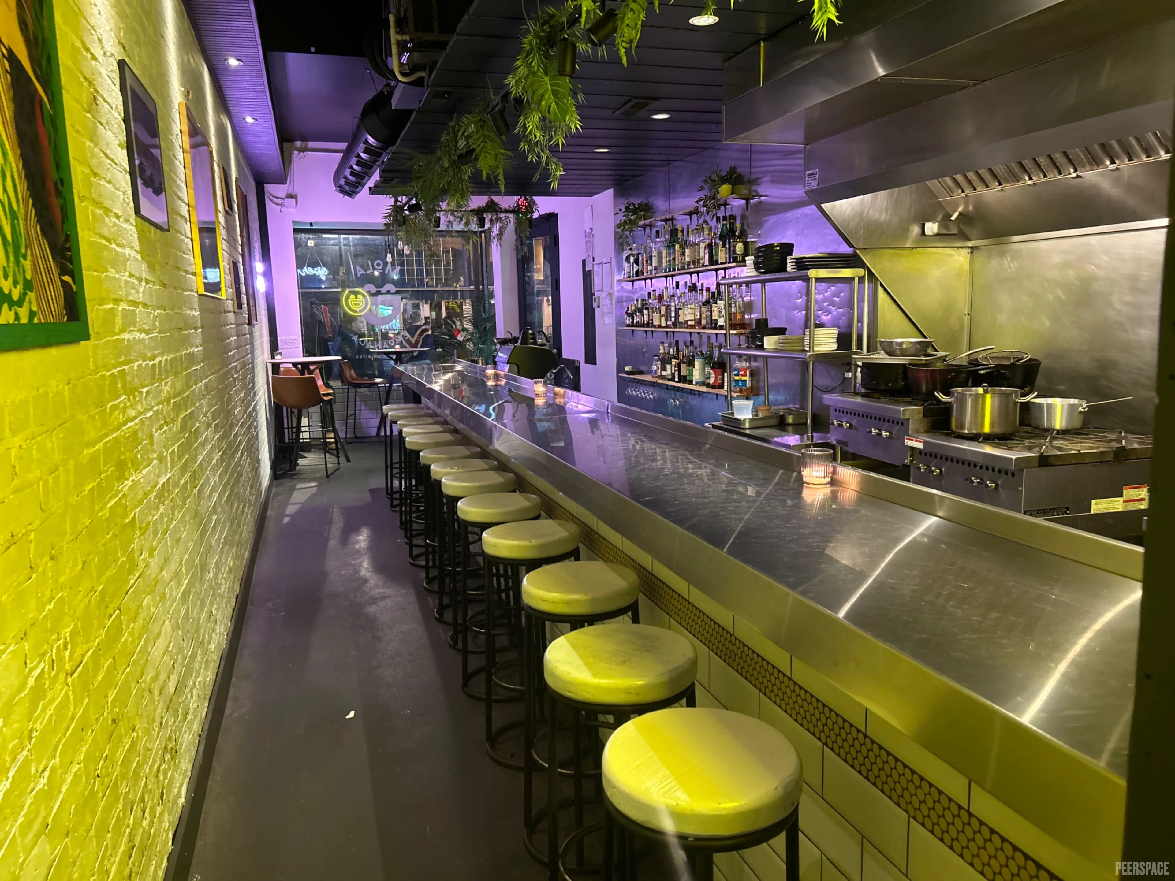 Prime Location, 2nd Gen Restaurant + Bar For Asset Sale - Thumbnail 2