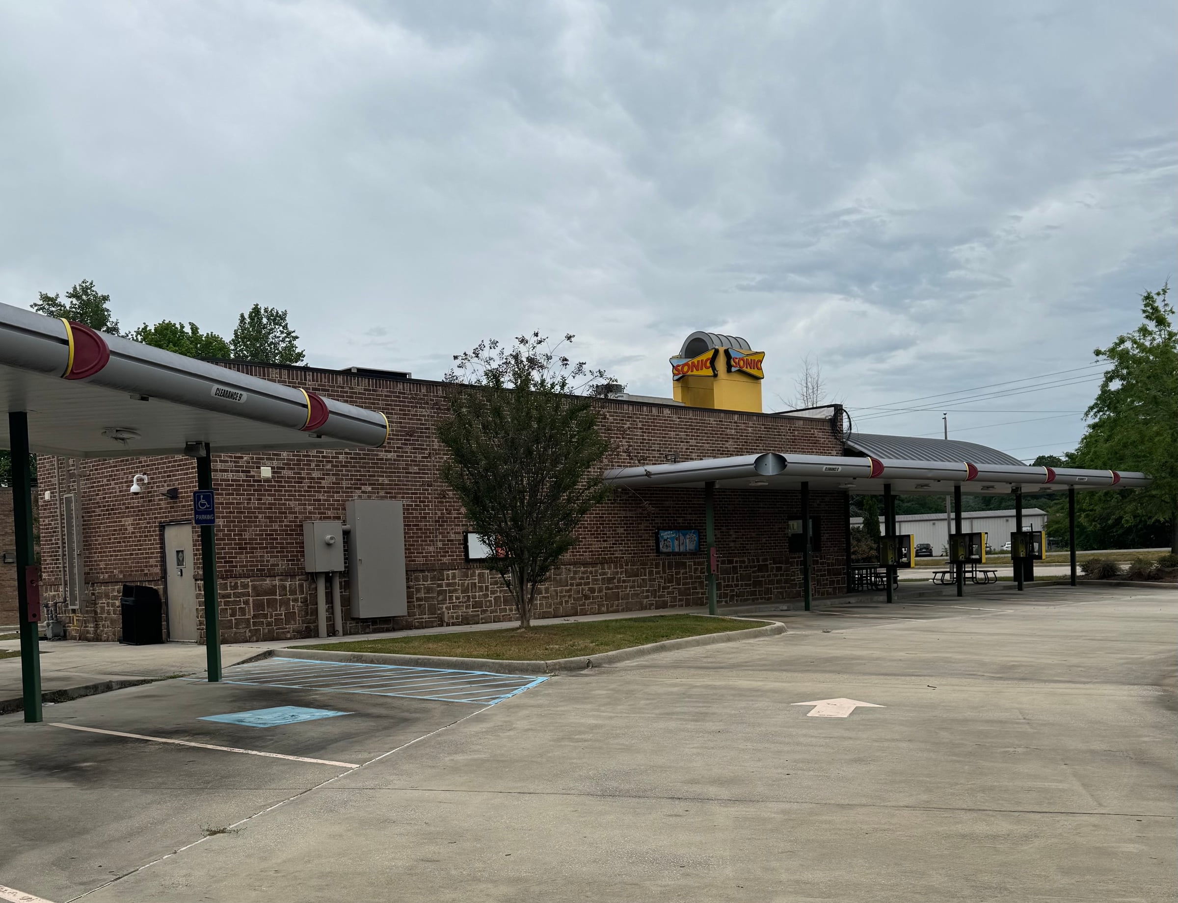 Drive-Thru Restaurant for Lease in Winfield, AL, 1,560 SF - Image 11