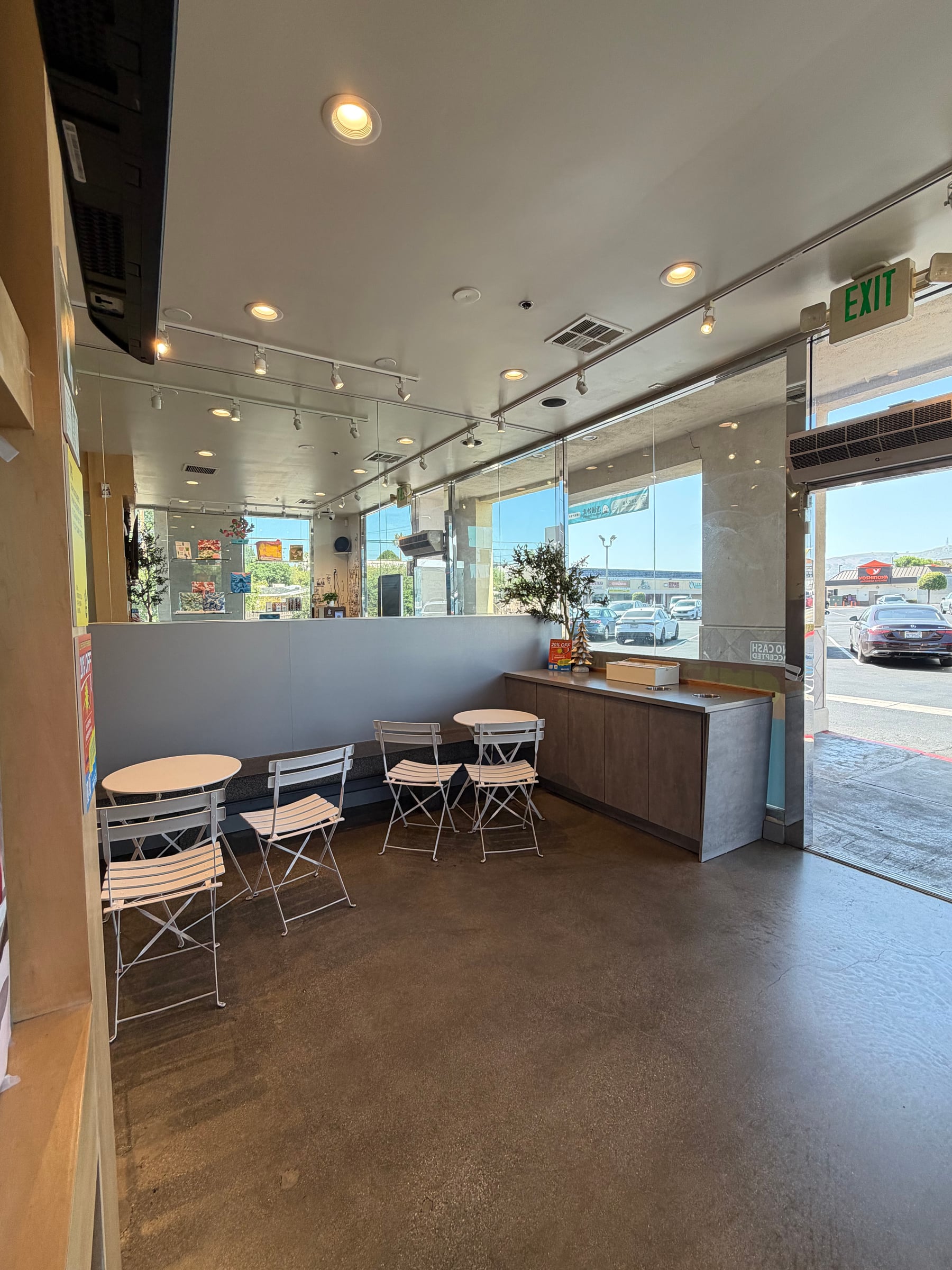 Turnkey Milk Tea Shop for Sale - Thumbnail 4