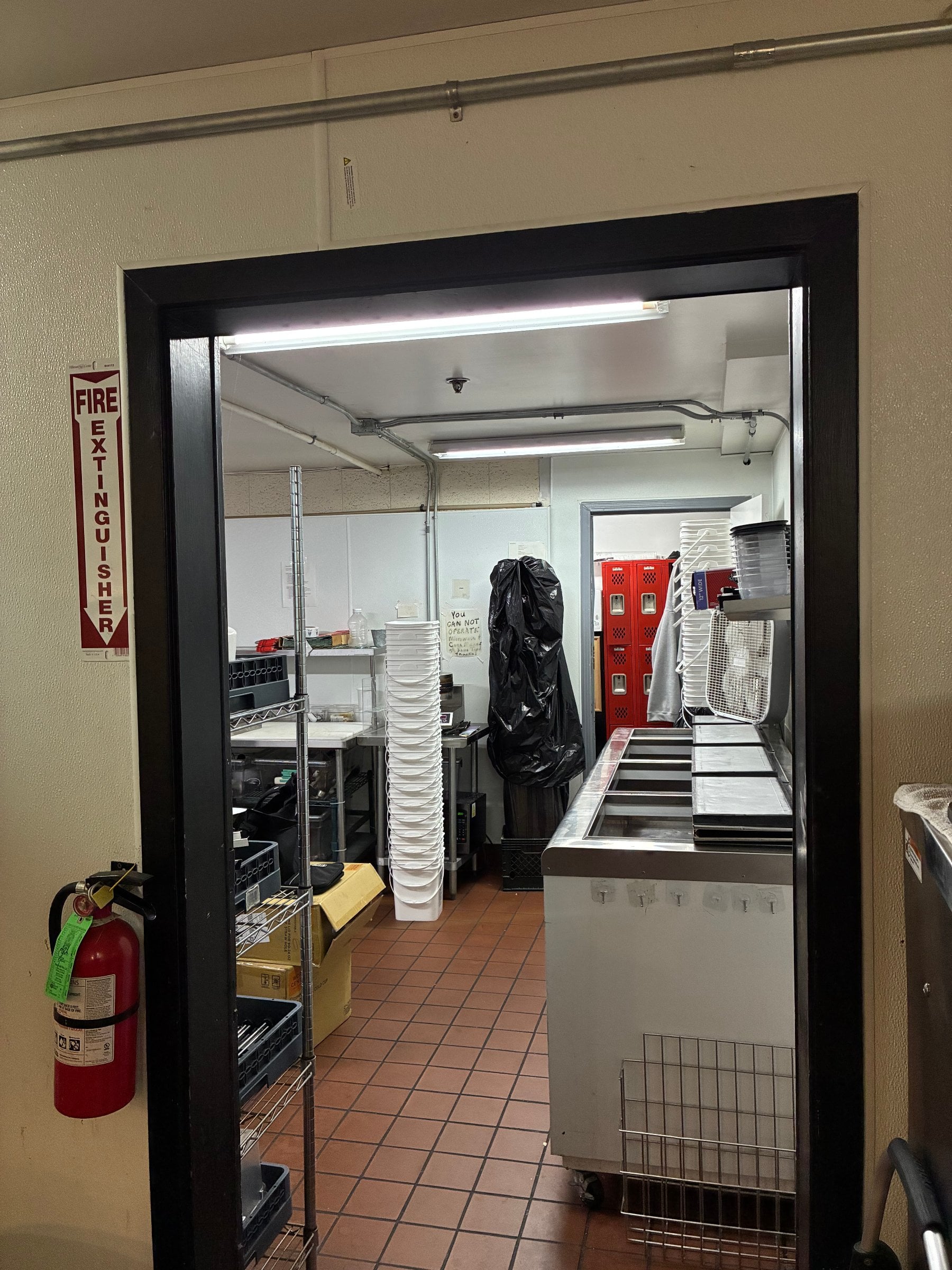 Non-Hooded Restaurant for Lease in Petaluma, CA, 1,078 SF - Thumbnail 4
