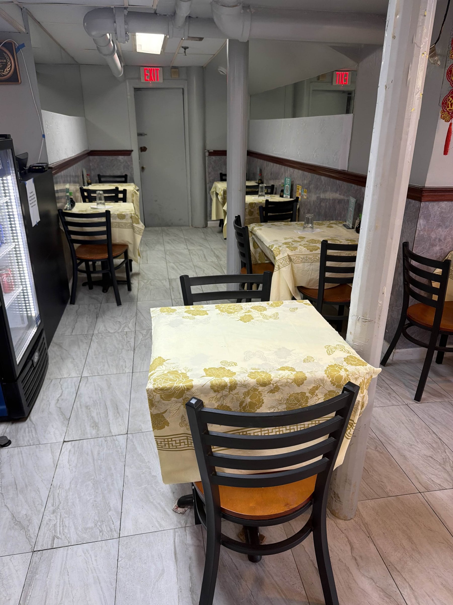 Chinese restaurant for sale on BU Campus - Image 1