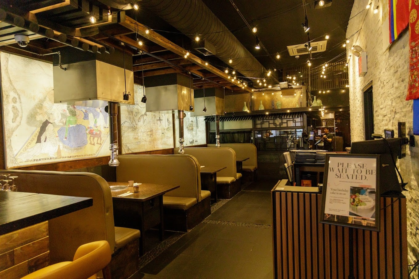 Turnkey Restaurant Opportunity in Prime Koreatown - Thumbnail 3