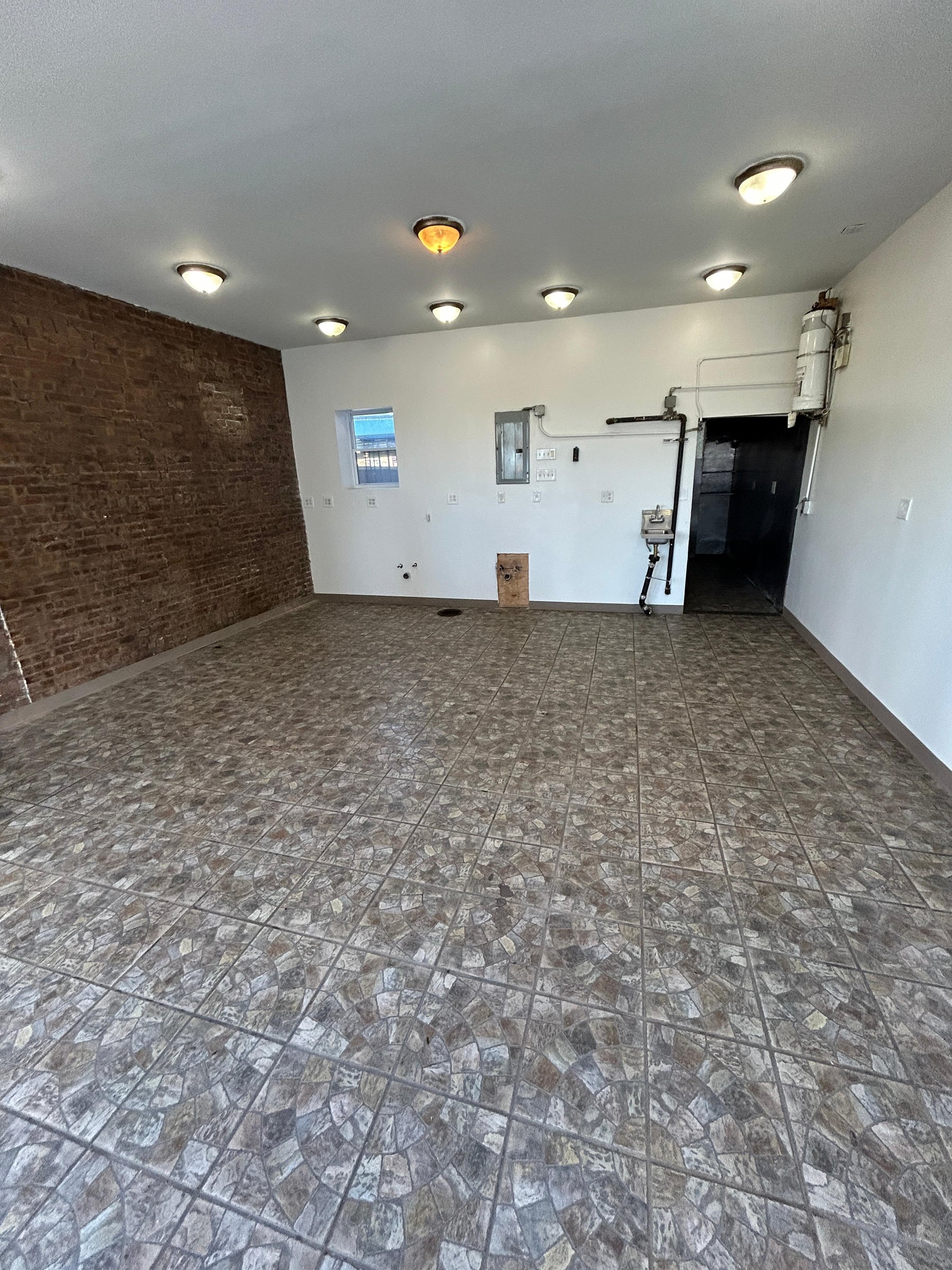 Fast Casual Restaurant for Lease in Brooklyn, NY, 500 SF - Thumbnail 5