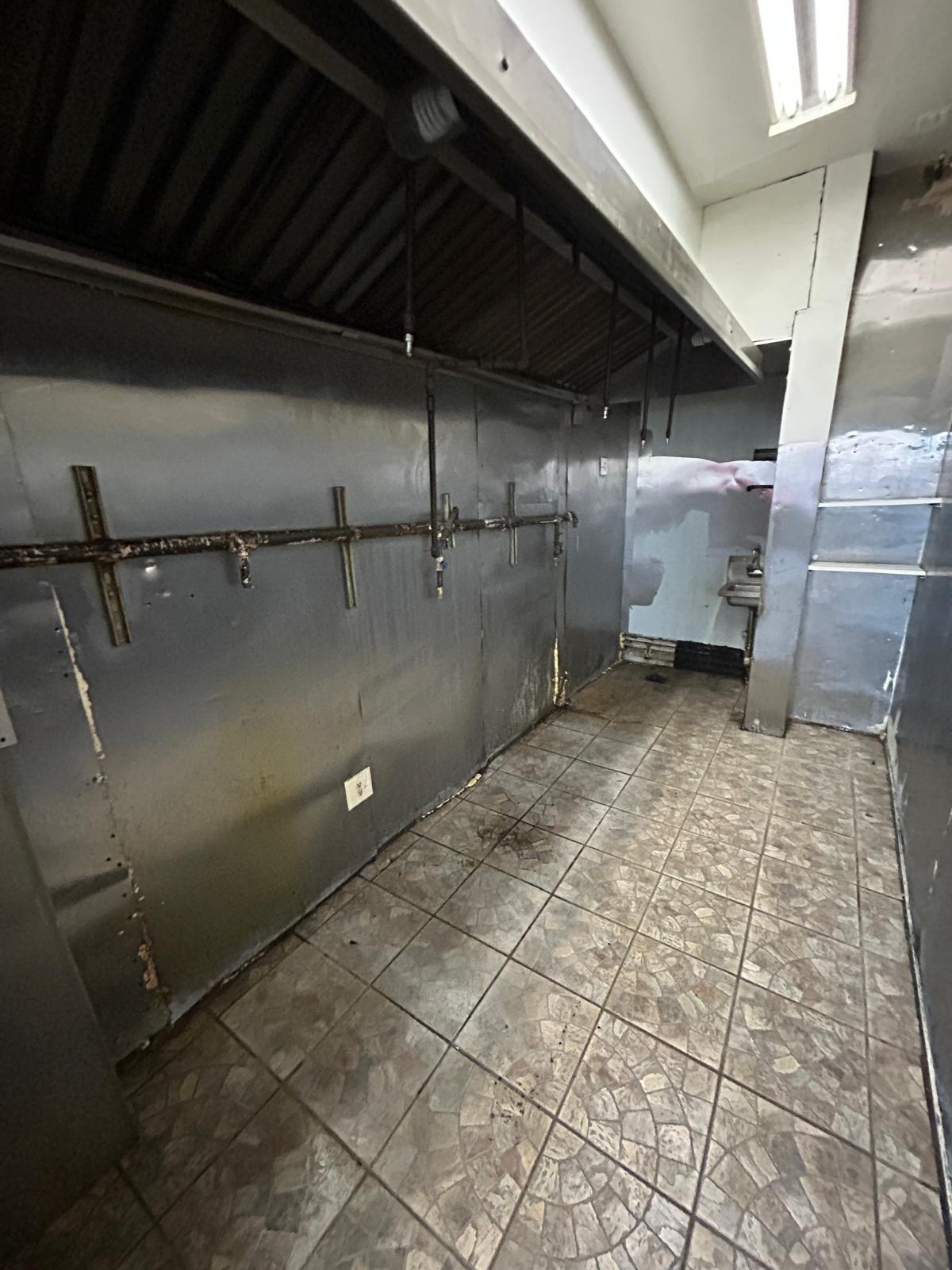 Fast Casual Restaurant for Lease in Brooklyn, NY, 500 SF - Thumbnail 1