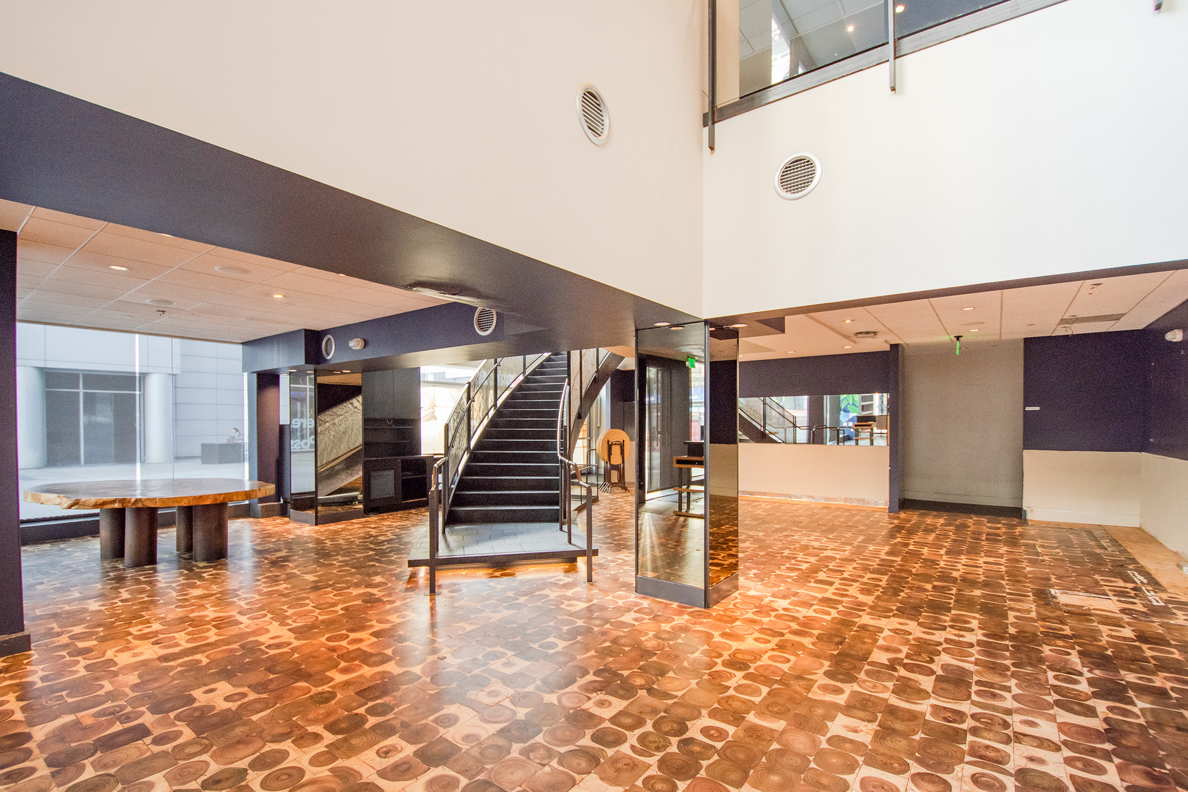 Second-Generation Restaurant in Union Square - Thumbnail 3