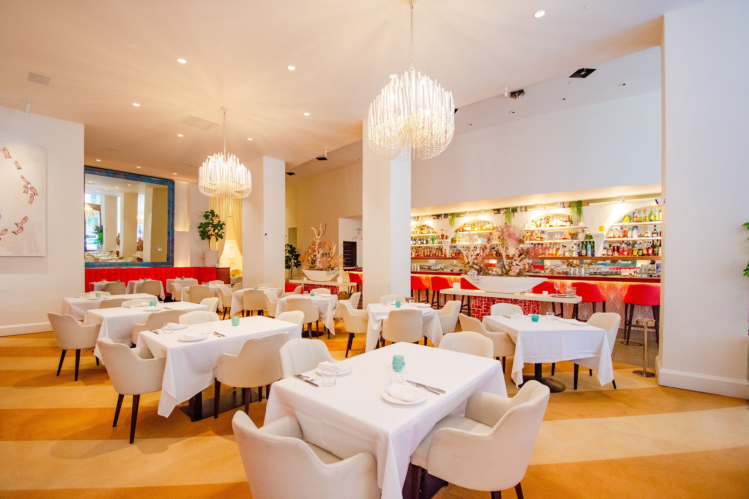 Move-in Ready Restaurant in the Financial District - Thumbnail 5