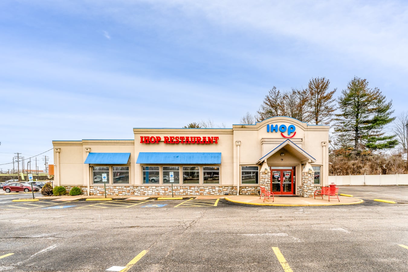 Full Restaurant for Lease in Alton, IL – 4,755 SF