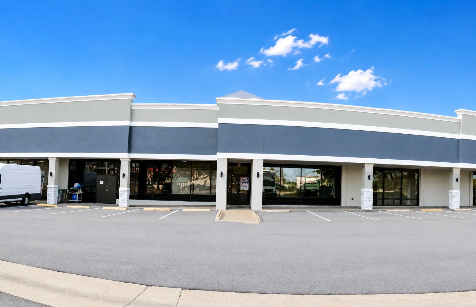 Full Restaurant for Lease in Duncanville, TX, 4,800 SF - Image 1