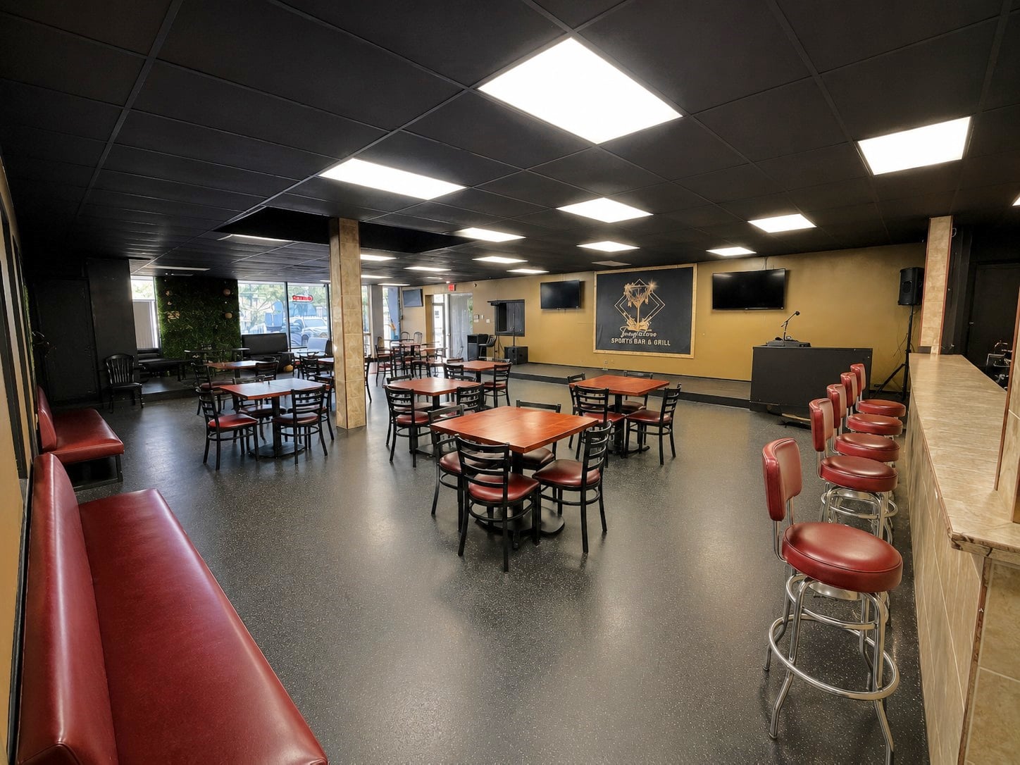Full Restaurant for Lease in Duncanville, TX, 4,800 SF - Thumbnail 3