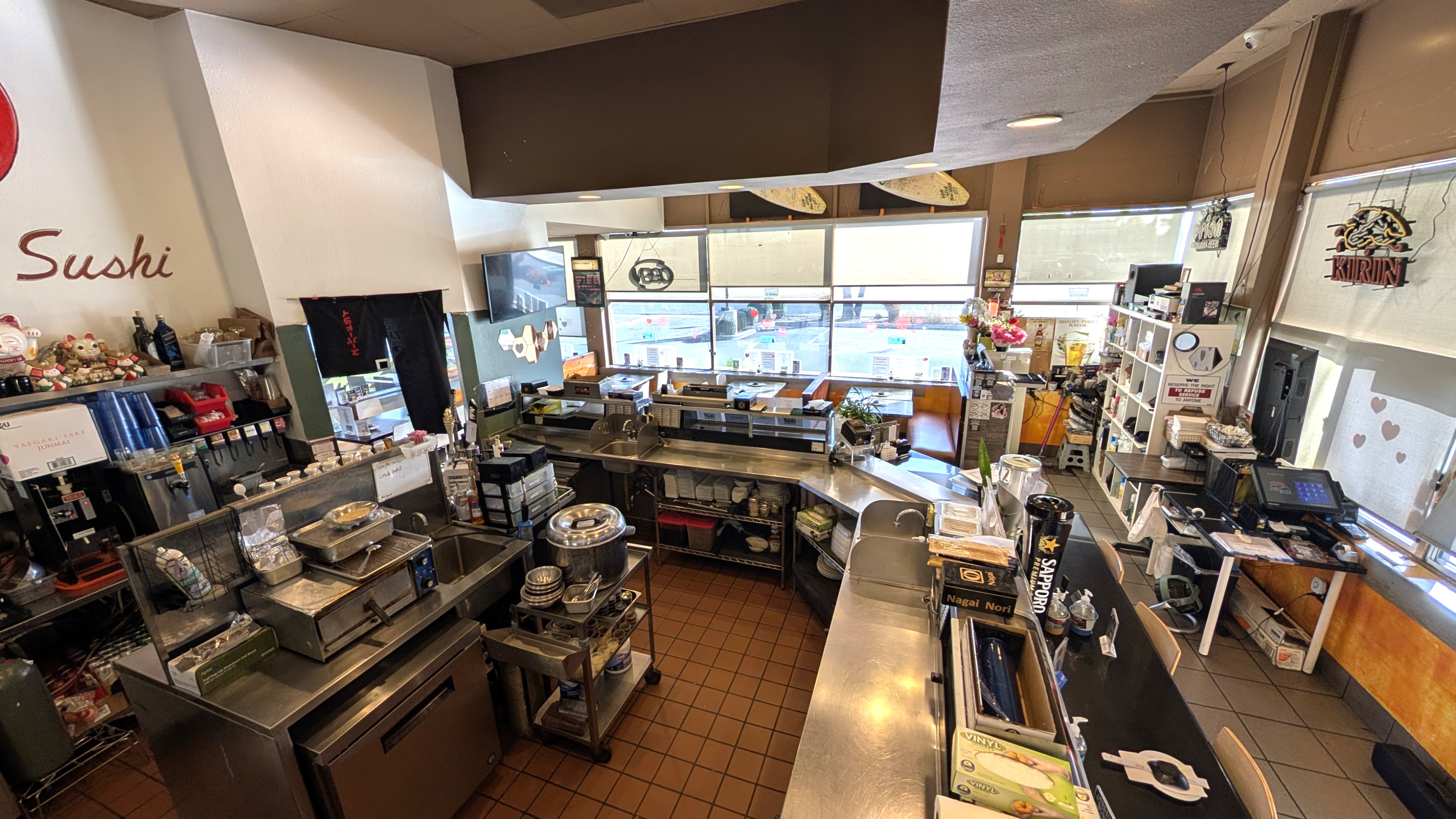 Long Beach Sushi Restaurant - Thumbnail 9