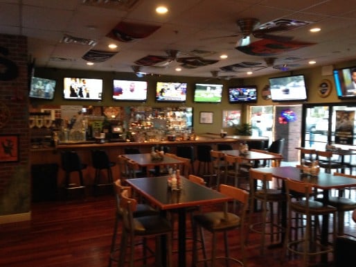 Fully Equipped 4,000 Square Foot Restaurant on US 41, Lutz, FL - Image 1