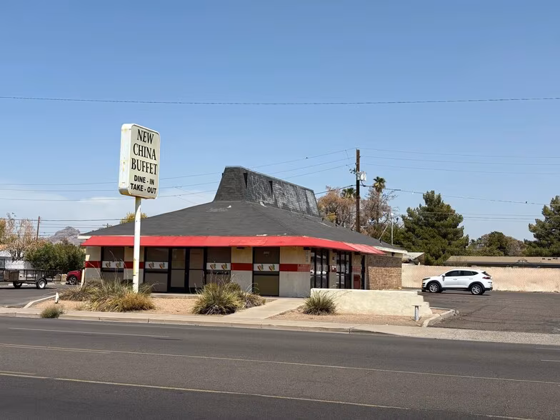 Multi-Use Drive Thru for Lease - Thumbnail 5