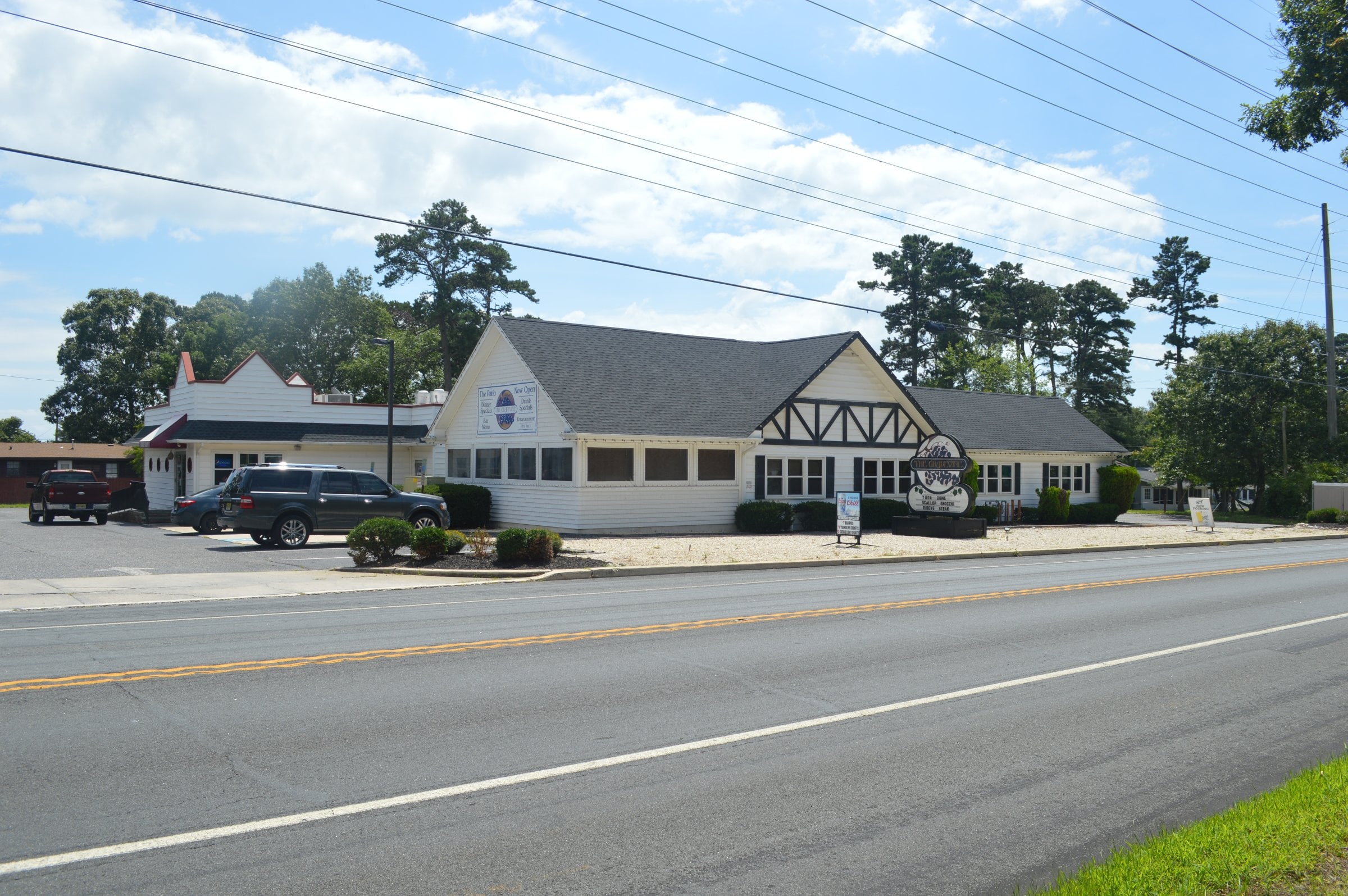 Full Restaurant for Sale in Tuckerton, NJ, $1.7M - Image 1