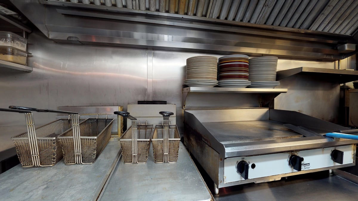 Full Restaurant for Lease in Citrus Springs, FL, 2,128 SF - Thumbnail 2