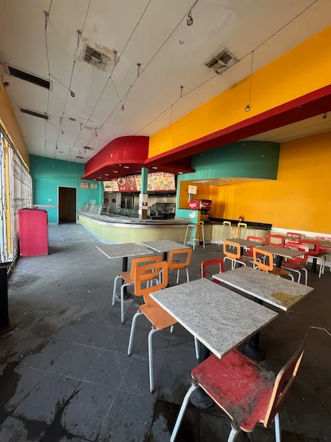 Full Restaurant for Lease - Thumbnail 3