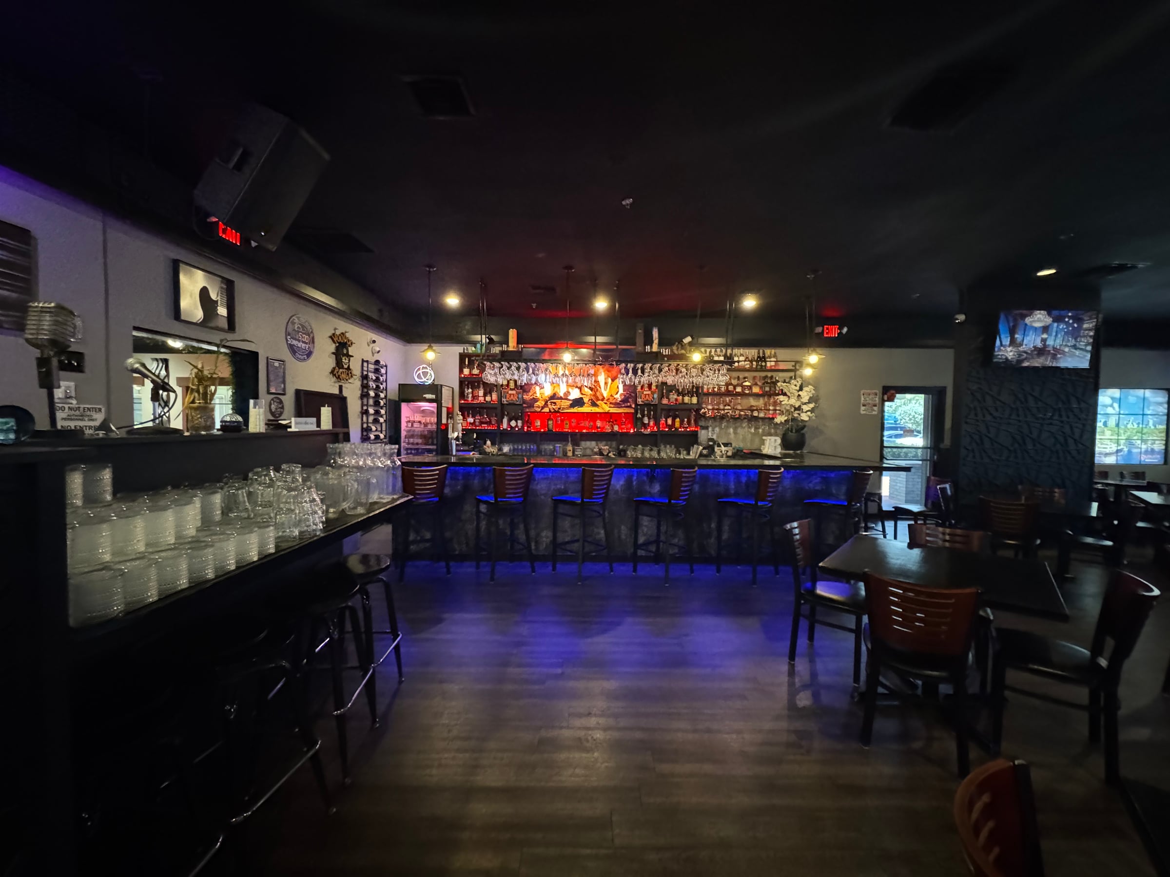 Full Restaurant for Lease in Hollywood, FL, 6,400 SF